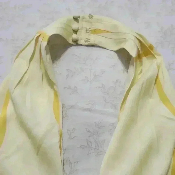 BANANA REPUBLIC PLEATED HALTER TOP - Picture 4 of 8